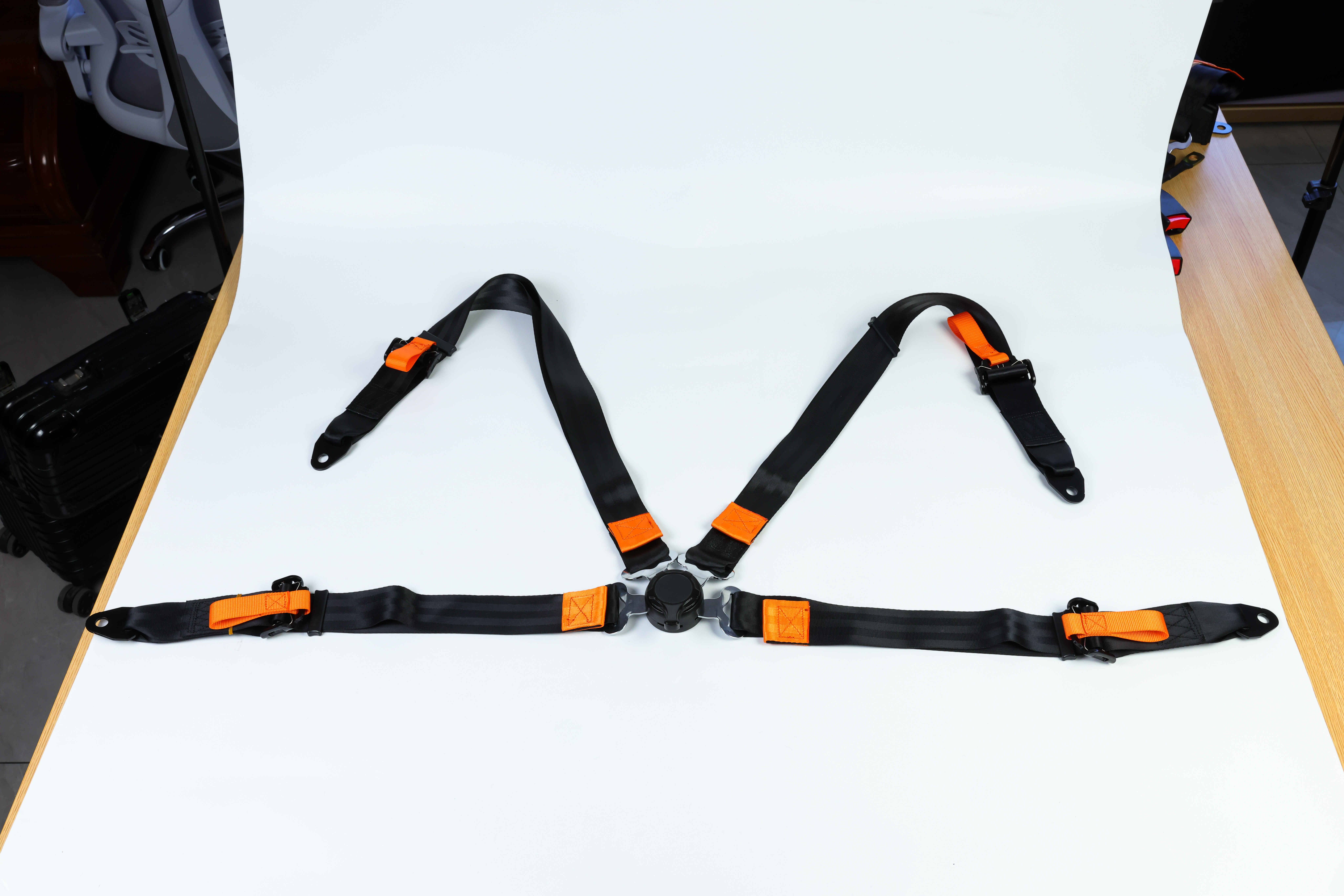 Four point seat belt